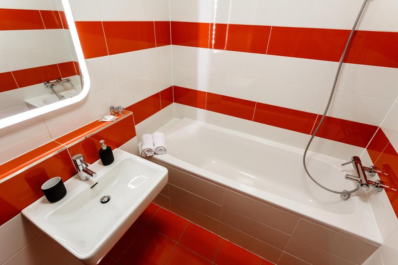 Golden Apartments Rezidence Nova Karolina Ii. Острава Екстериор снимка