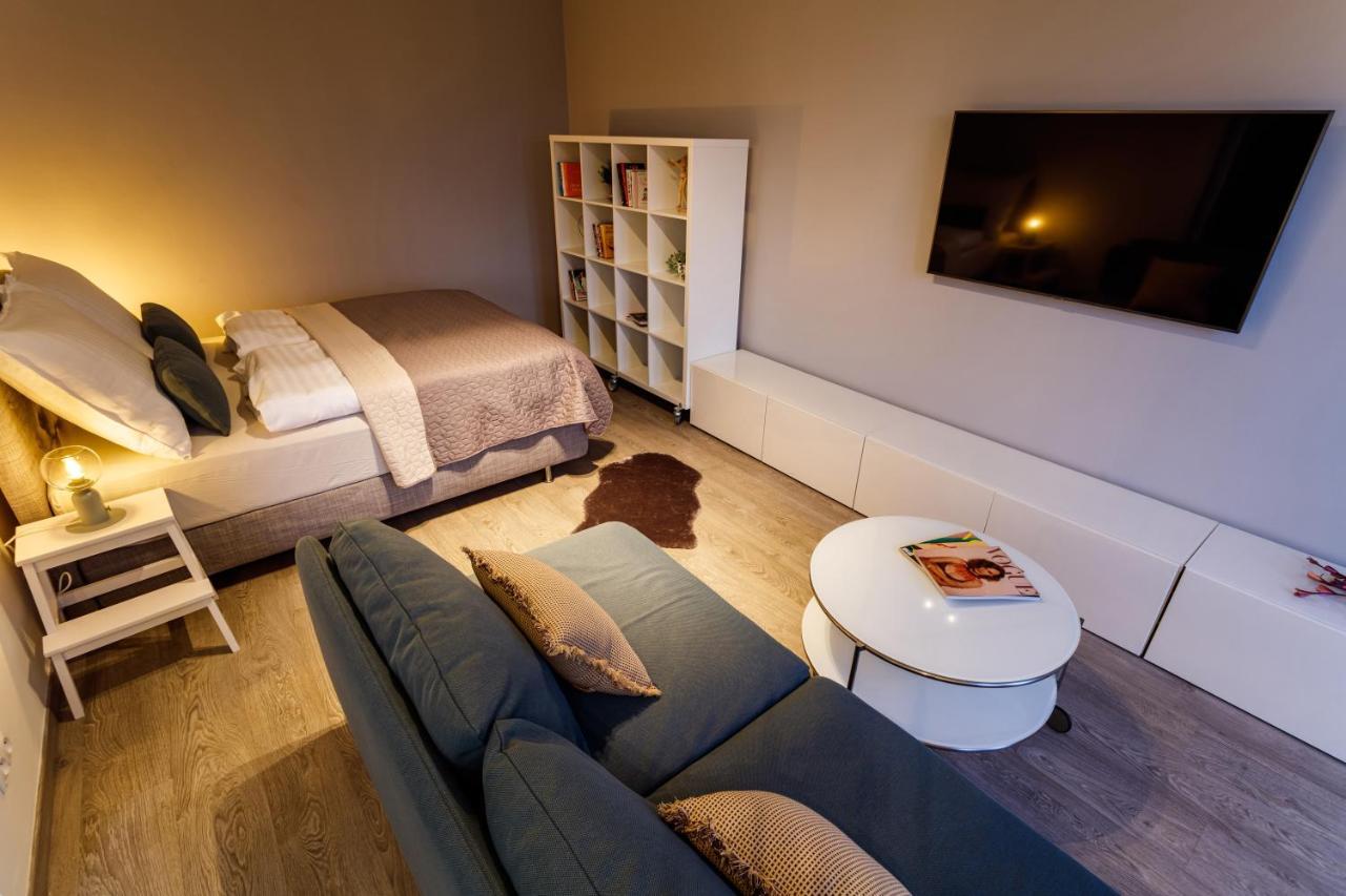 Golden Apartments Rezidence Nova Karolina Ii. Острава Екстериор снимка